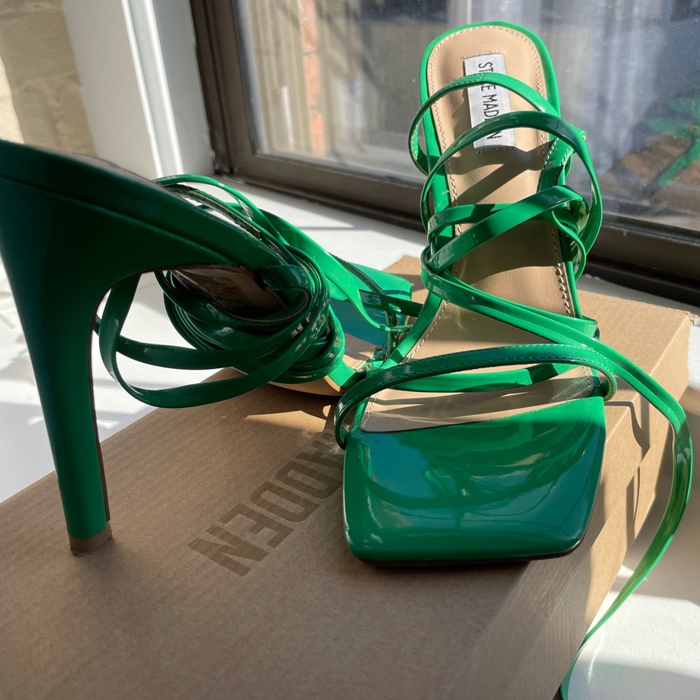 Steve Madden Uplift Heel
